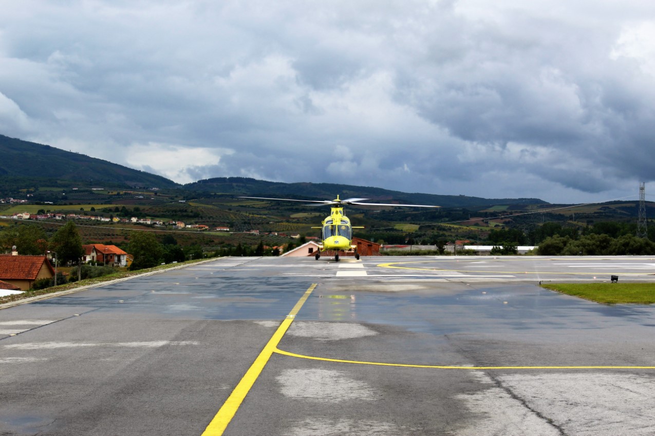  Helicóptero em Macedo
