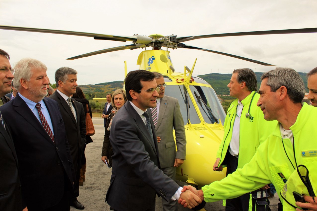  Helicóptero em Macedo