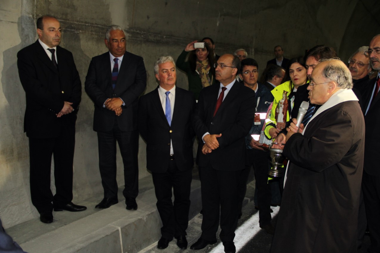  Aberto o Túnel do Marão