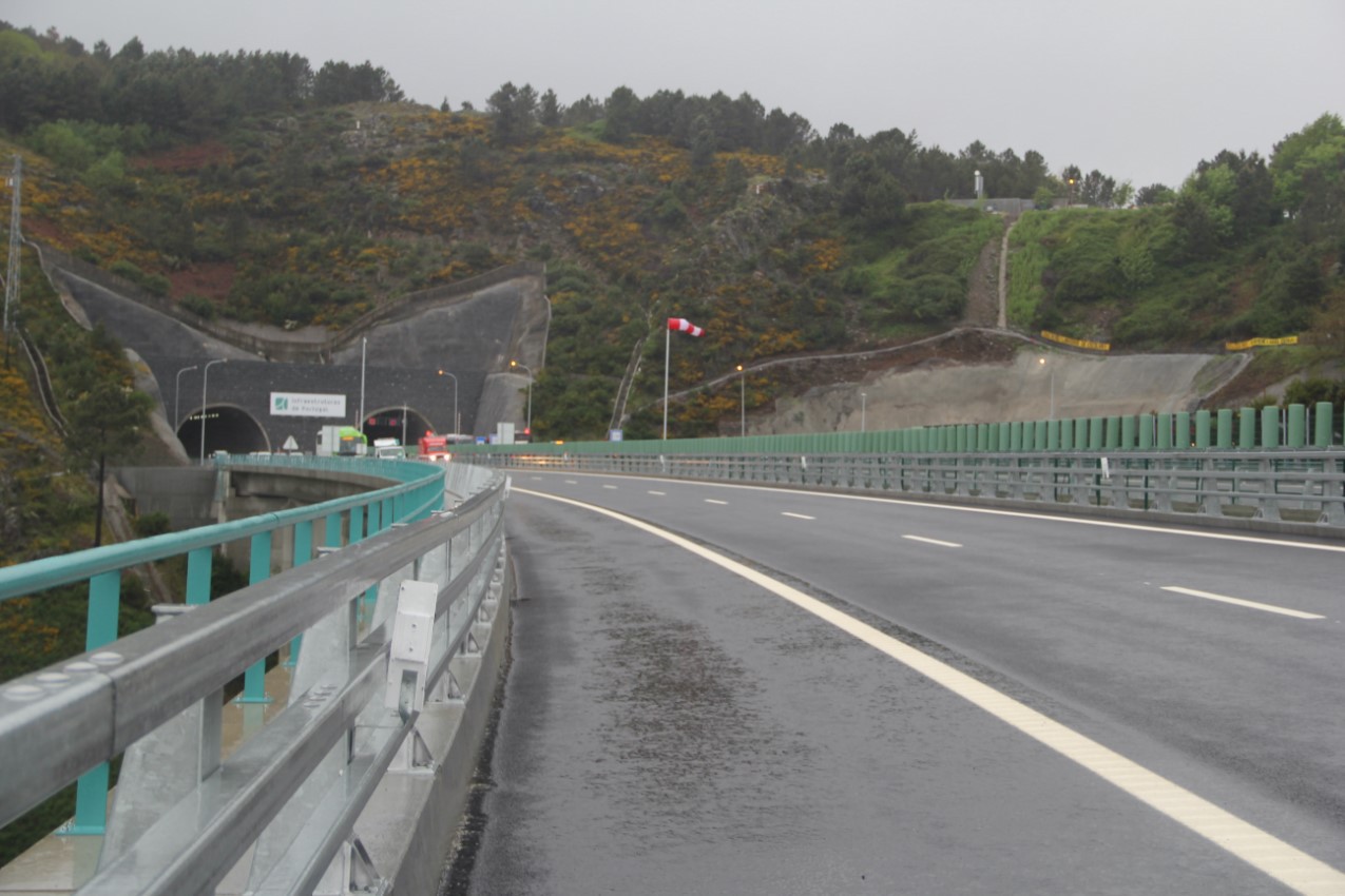  Aberto o Túnel do Marão