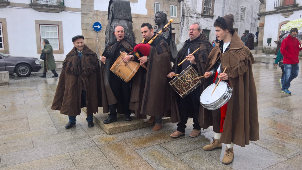  Miranda do Douro: Capa de Honras 