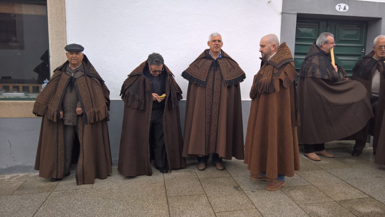  Miranda do Douro: Capa de Honras 