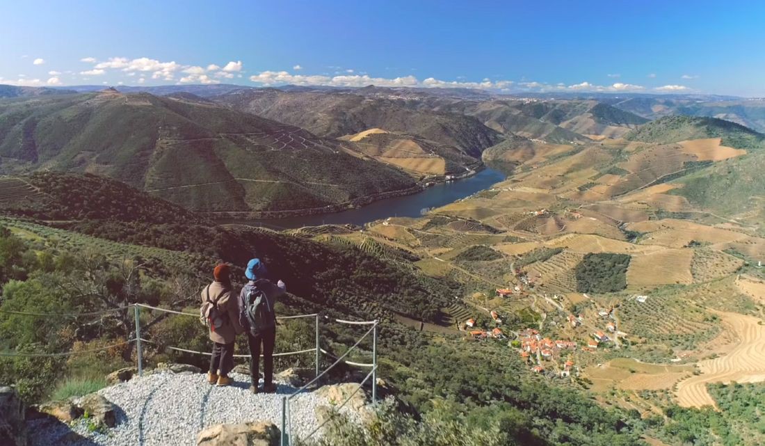 Carrazeda de Ansiães tem cinco novos trilhos para caminhar pelo Douro