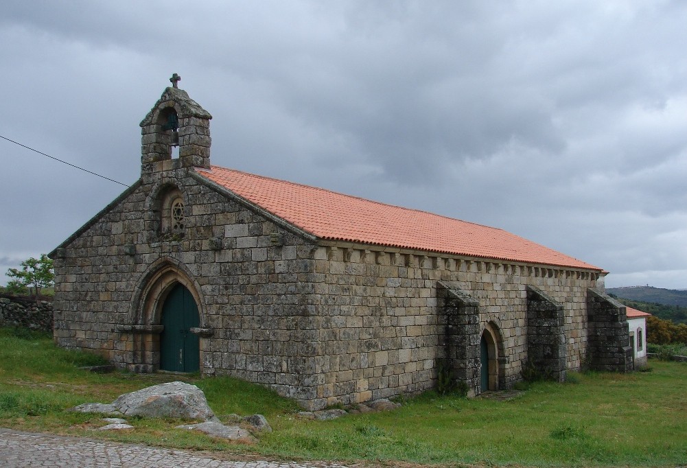 Recuperação da igreja românica