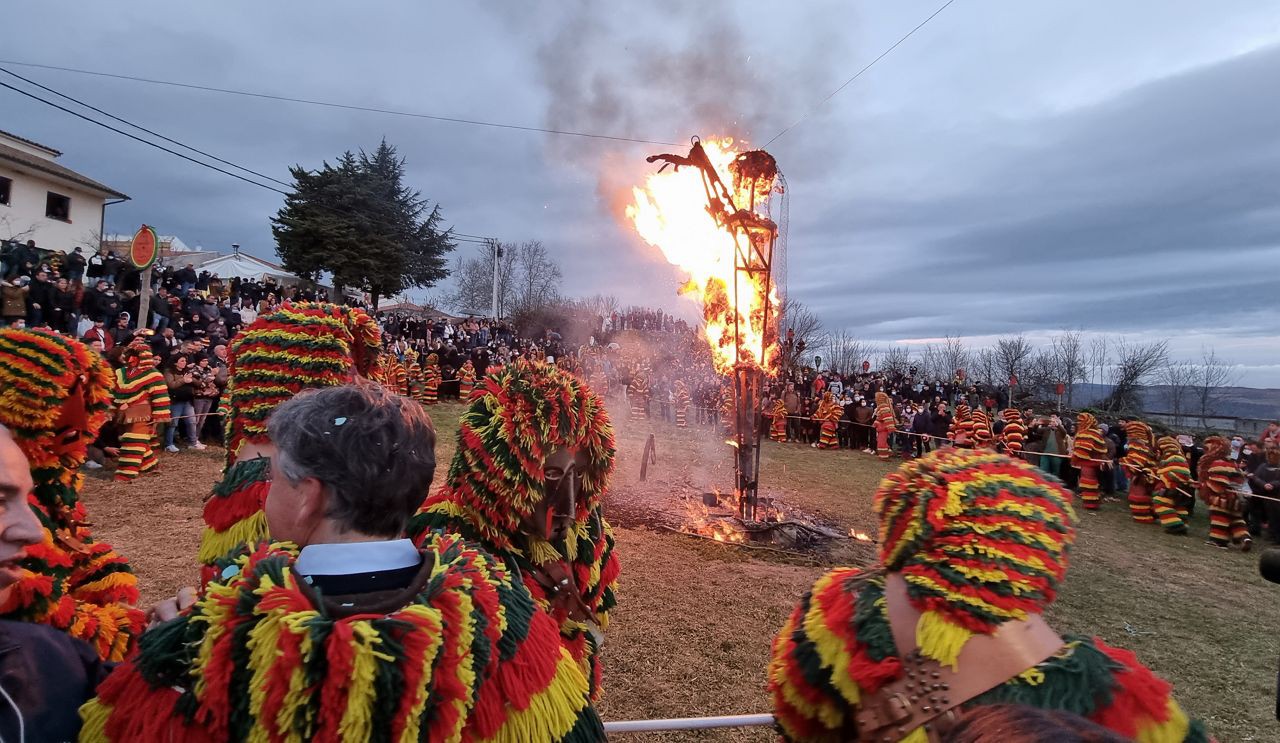 Carnaval de Podence atrai curiosos de todo mundo