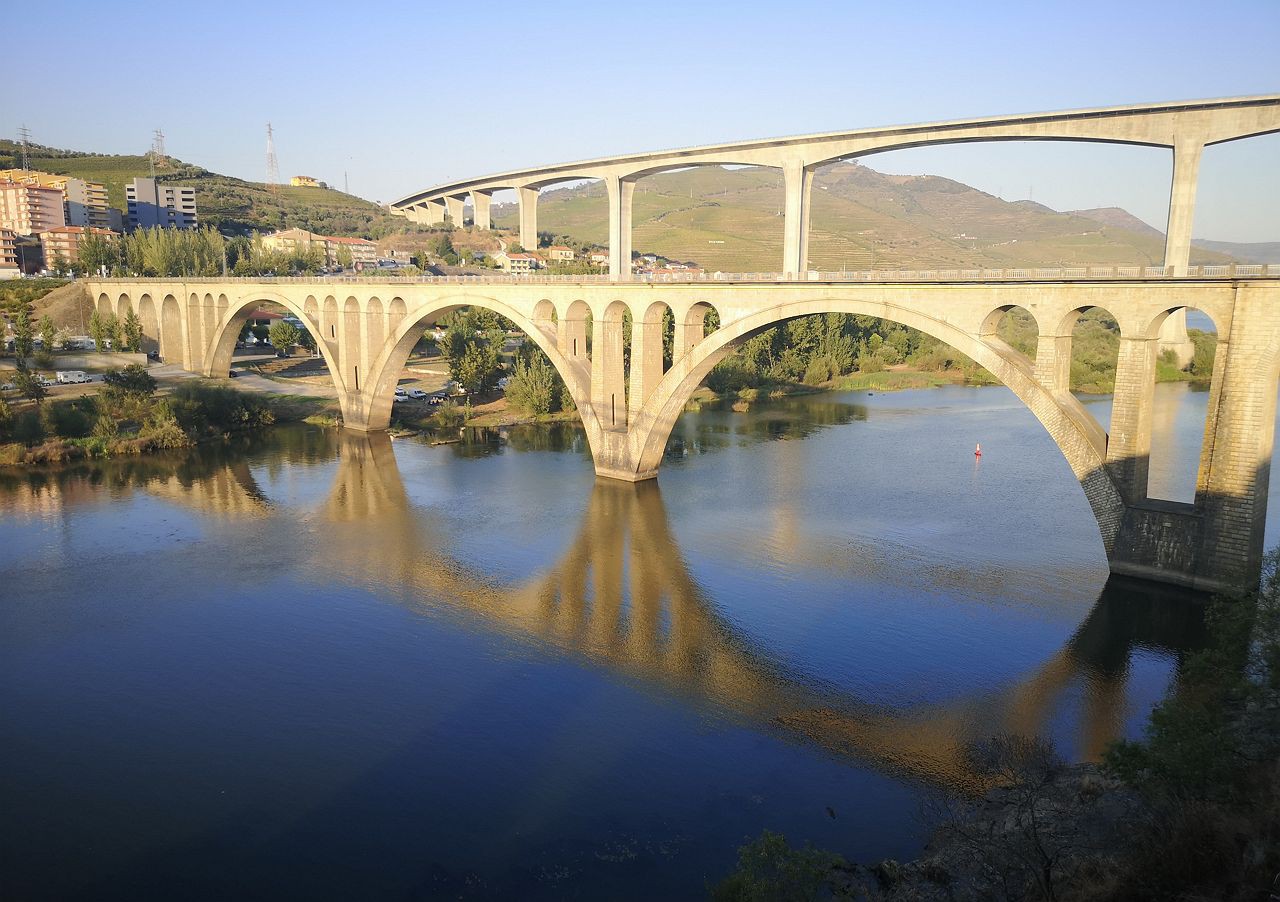 Trabalhos de manutenção na ponte rodoviária condiciona circulação