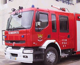 Bombeiros sem apoio da Câmara