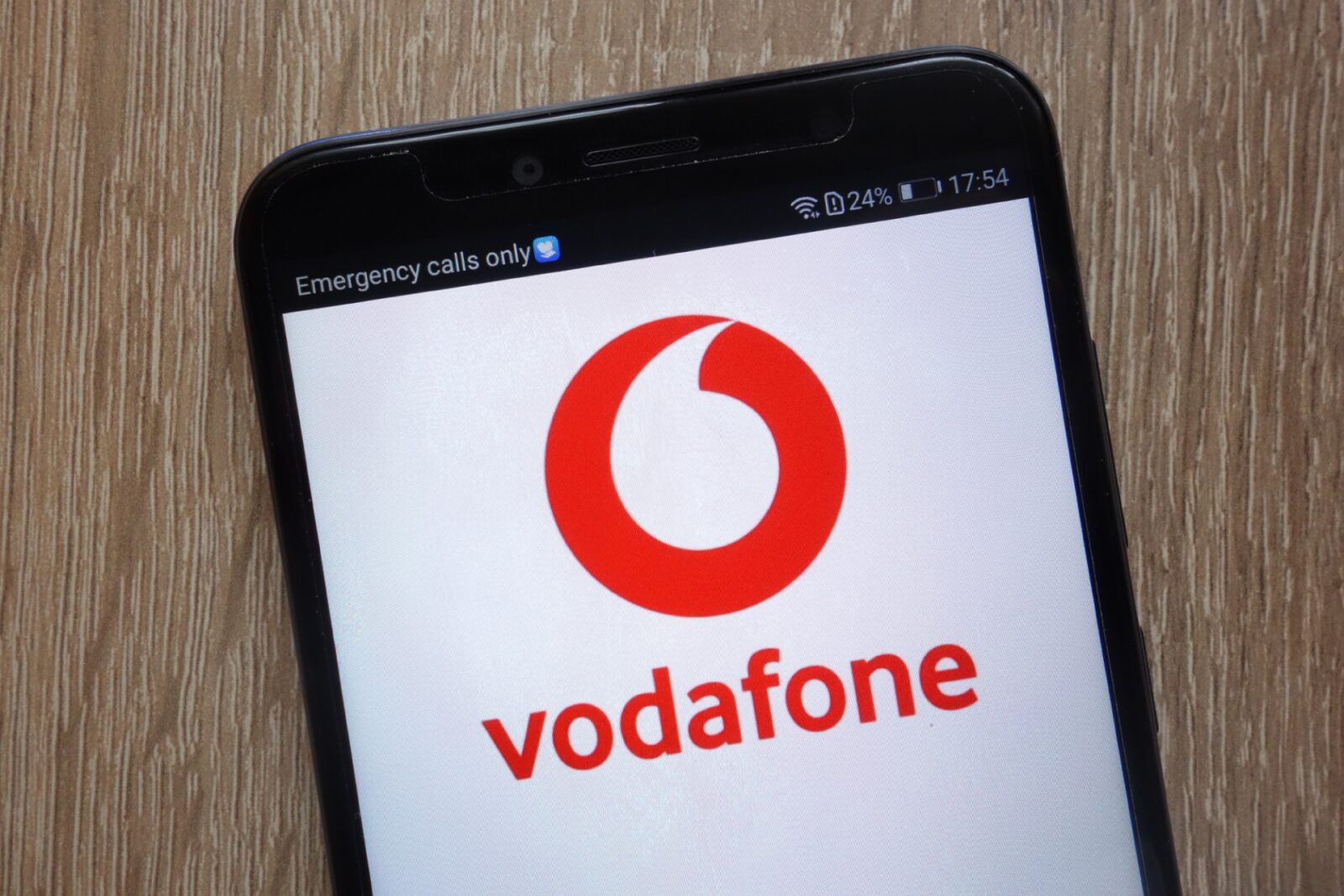 Ciberataque à Vodafone obriga bombeiros a recorrer a número alternativo