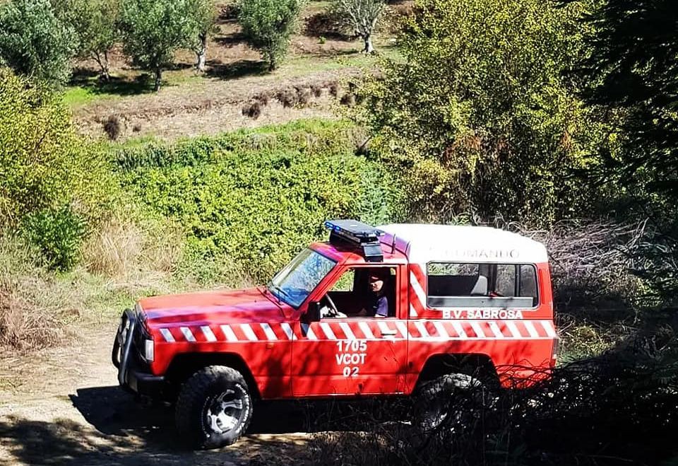 Bombeiros procuram mulher desaparecida em Sabrosa