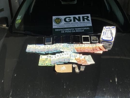 Seis pessoas detidas por tráfico de estupefacientes em Vila Real 