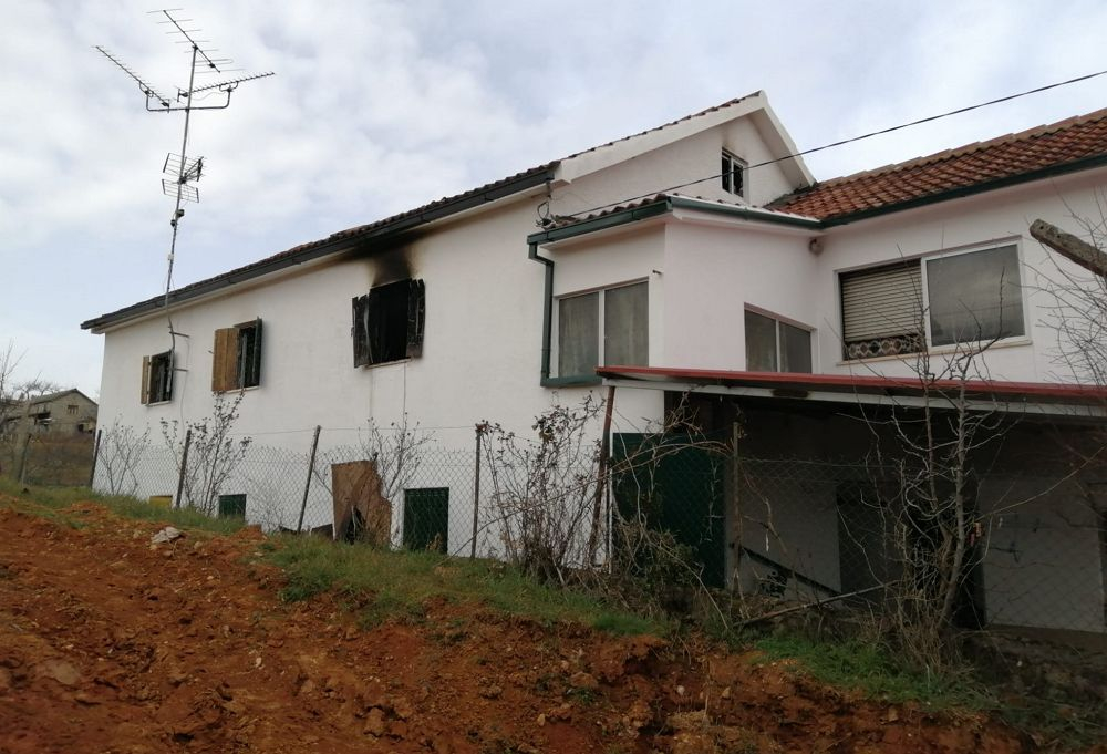 Incêndio em habitação faz dois mortos em Bragança