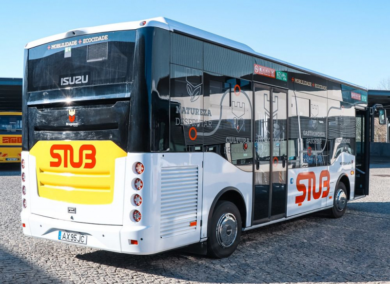 Transportes urbanos de Bragança reforçados com mais dois autocarros