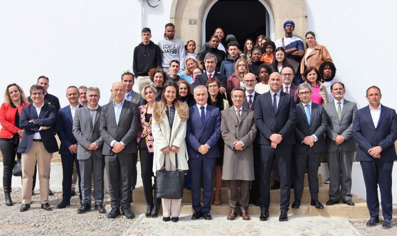 Freixo de Espada à Cinta acolhe projeto nas áreas da educação e formação profissional