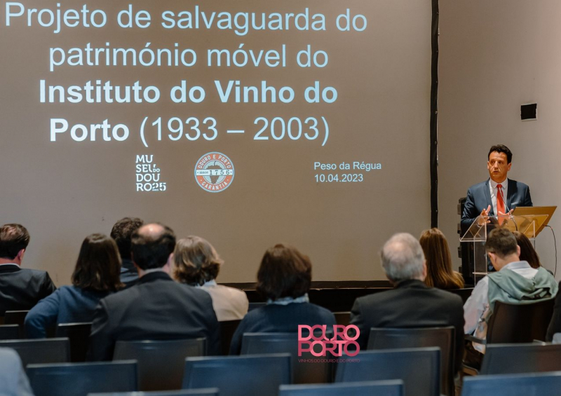 Espólio do Instituto do Vinho do Porto conta história do Douro e vai ser preservado