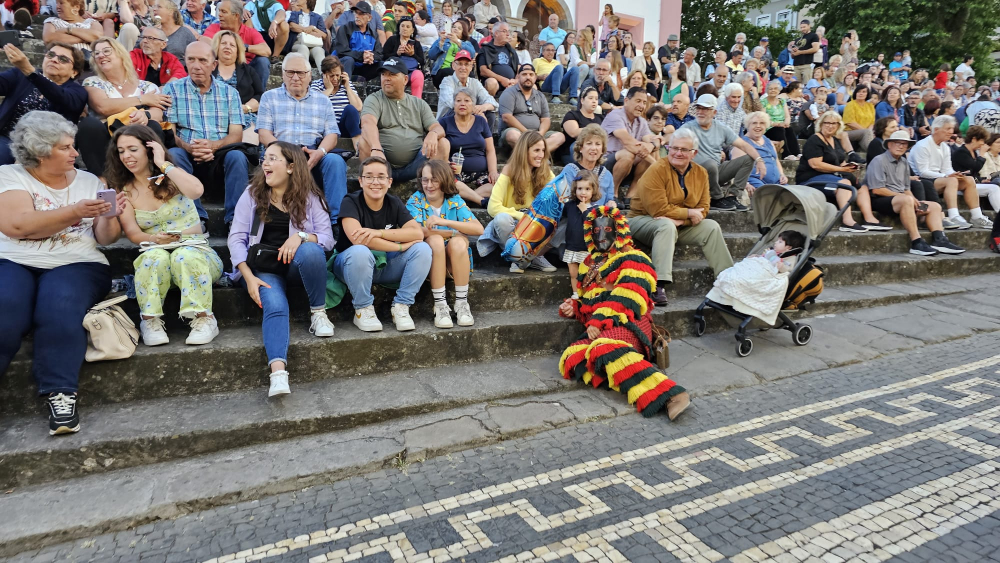 Caretos de Podence participam nas Festas SanJoaninas da ilha Terceira