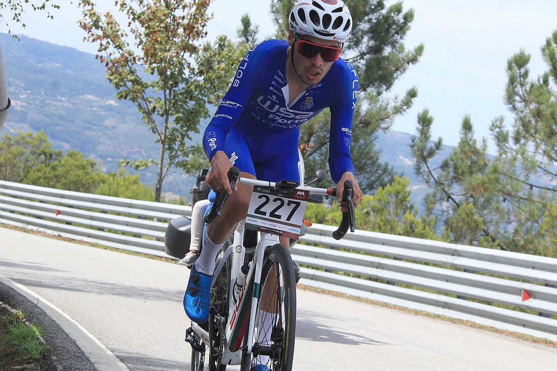 Ciclista José Neves junta título nacional de rampa ao de estrada