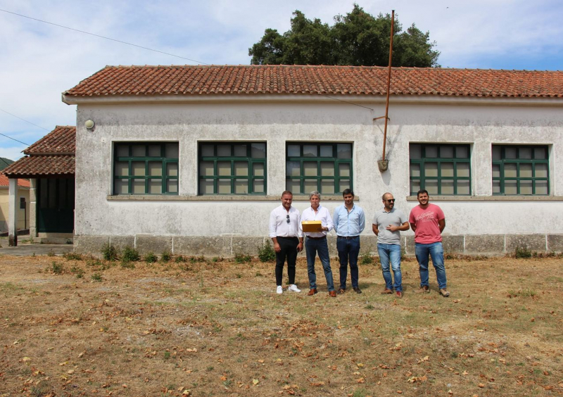 Antiga escola reabilitada para habitação de emergência
