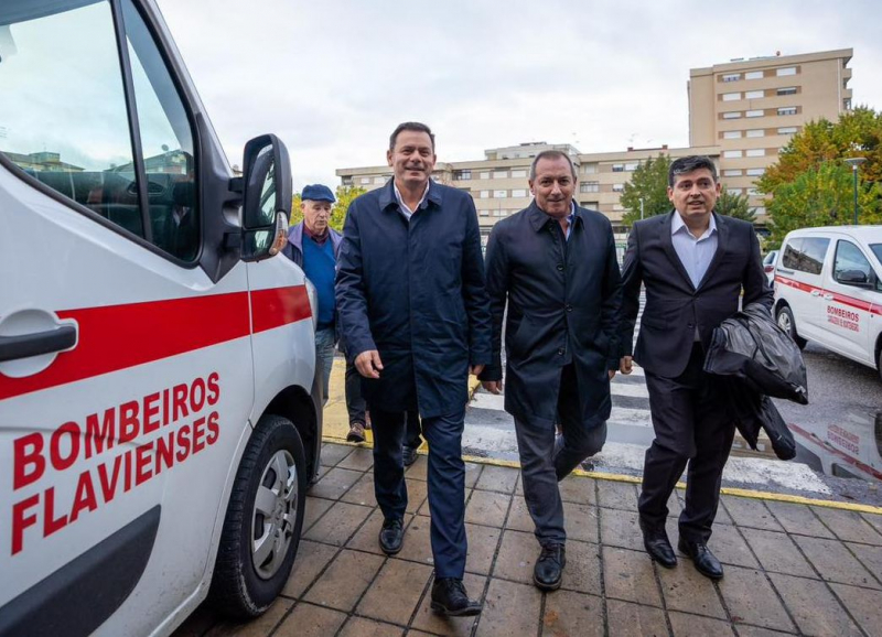 Luís Montenegro visitou ao Hospital de Chaves