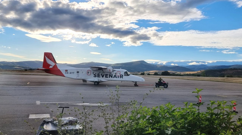 Carreira aérea Bragança - Portimão mantém-se com menos voos