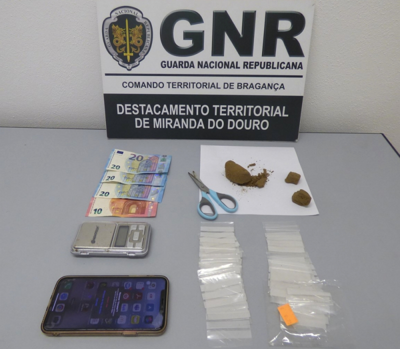 GNR deteve homem de 26 anos por suspeita de tráfico de droga