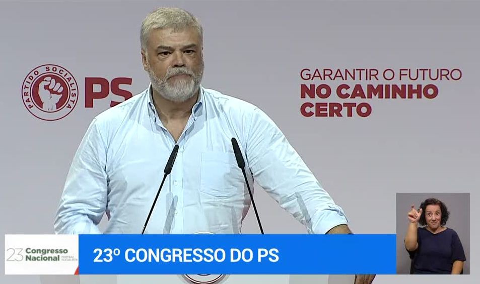  Ascenso Simões critica desvalorização da UGT e falta de alternativa a Marcelo
