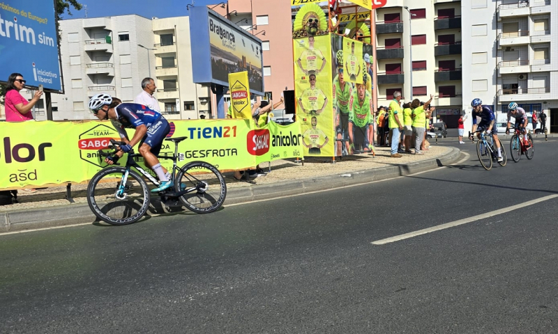 Hugo Scala Jr. vence quinta etapa, Afonso Eulálio segue líder