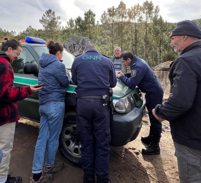 Acompanhada da GNR, Savannah Resources invade terreno de proprietário sem o seu consentimento