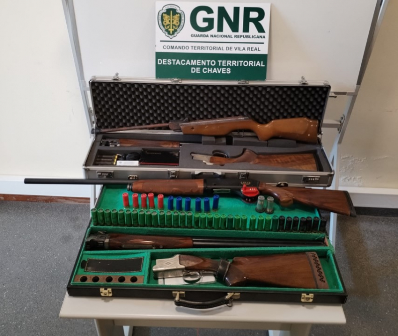 GNR detém suspeito em Valpaços e apreende armas