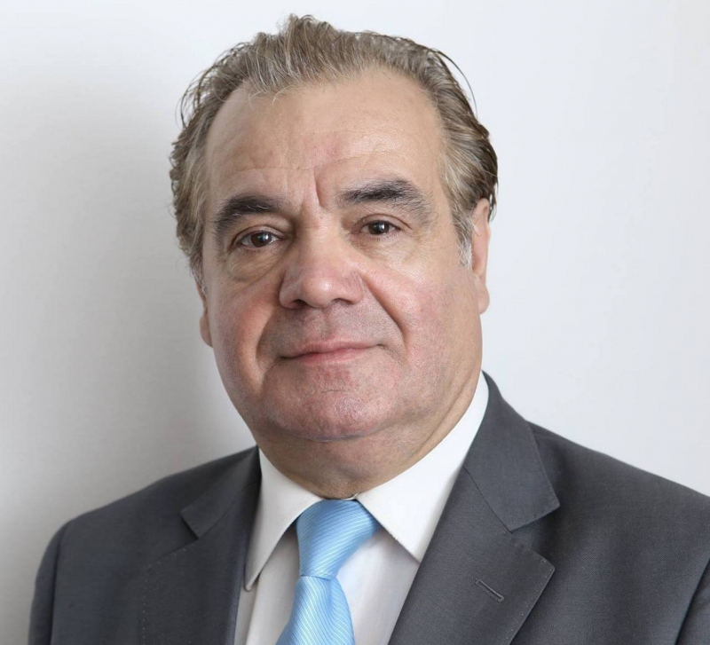 Manuel Vitorino candidata-se como independente para “rejuvenescer” Bragança