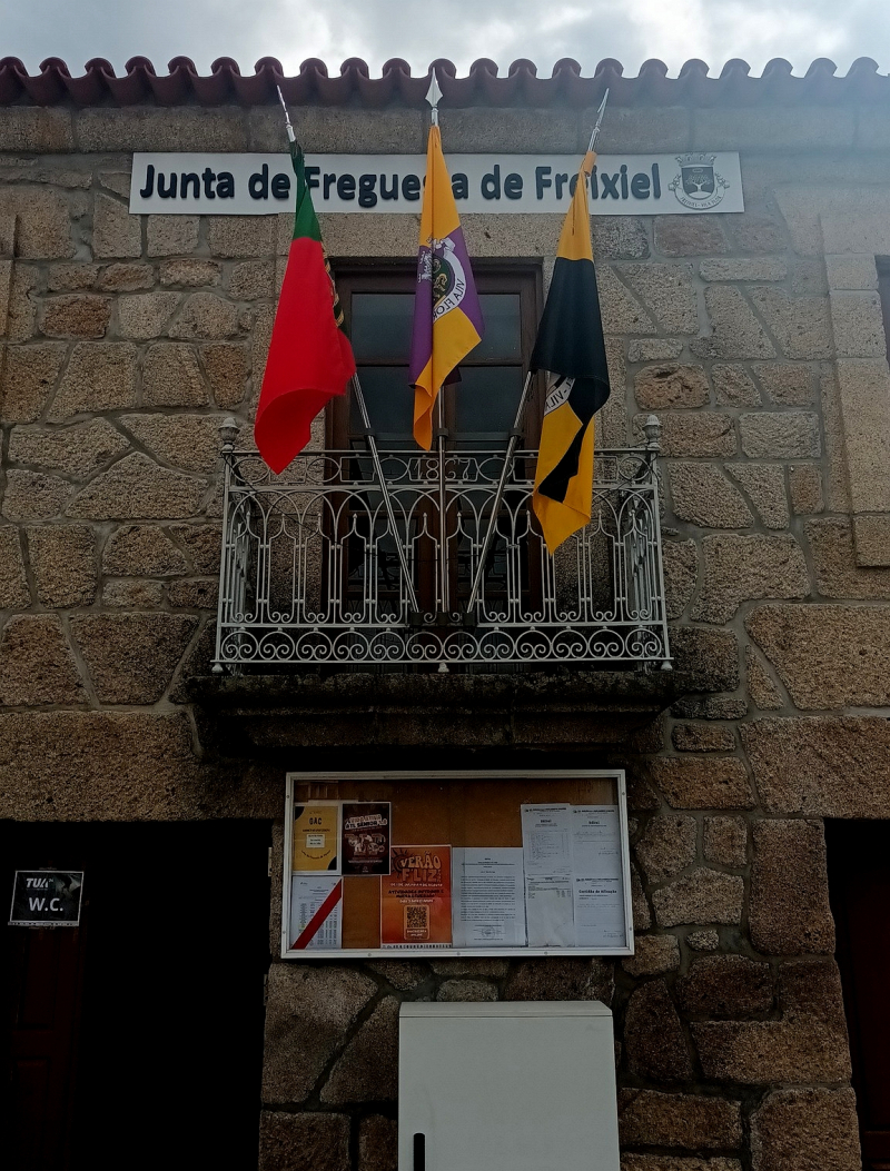 Presidente de Junta de Freixiel condenado por falsificar documentos e favorecer pessoal