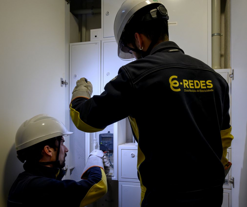 E-Redes prevê repor sexta-feira alimentação normal de eletricidade em Vila Real