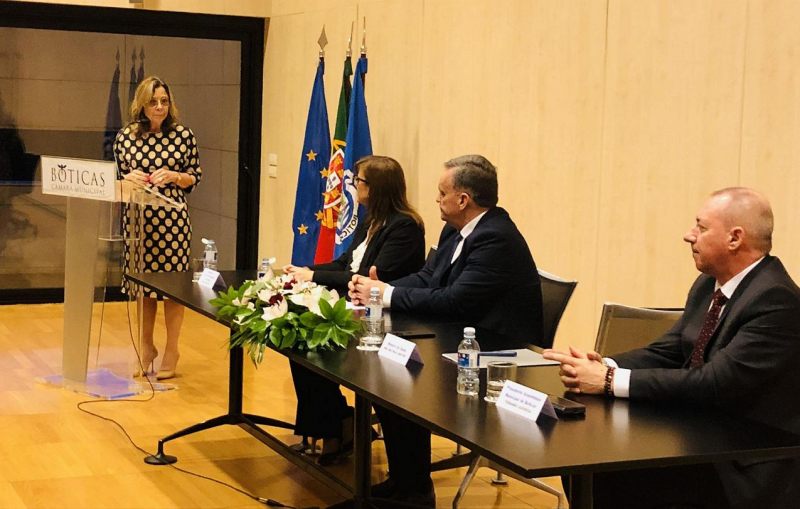 Ministra da Saúde diz que não desiste de ampliar horário da urgência pediátrica de Chaves
