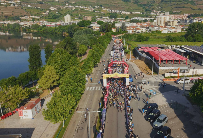 Pepe e Rui Costa 'apadrinham' vitória de Gonçalo Freitas e Ana Caramelo no Douro Granfondo
