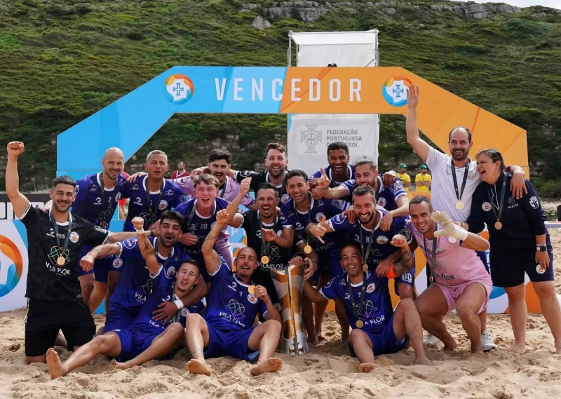 Vila Flor vence Sótão e conquista Supertaça de futebol de praia