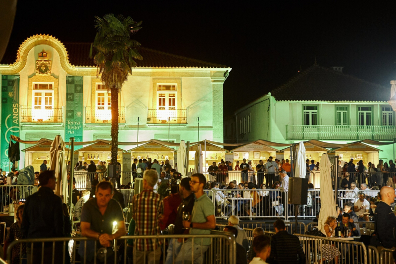 “Brancos na praça” junta 30 expositores de vinho e azeite em Murça
