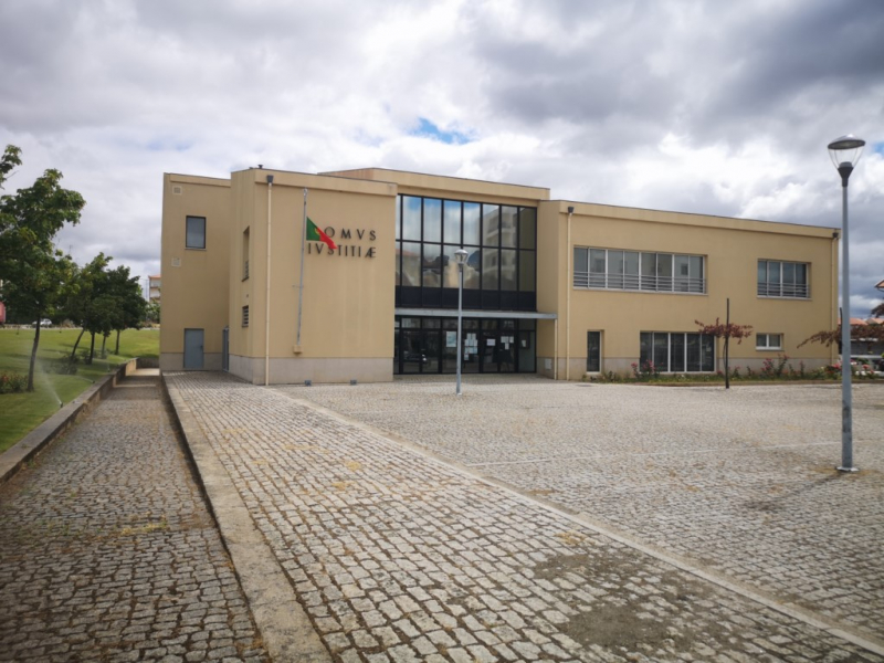 Prisão preventiva para homem detido por abusar de crianças em Macedo de Cavaleiros