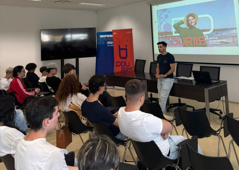 Projeto que usa vasos biodegradáveis em educação ambiental vence concurso Douriis