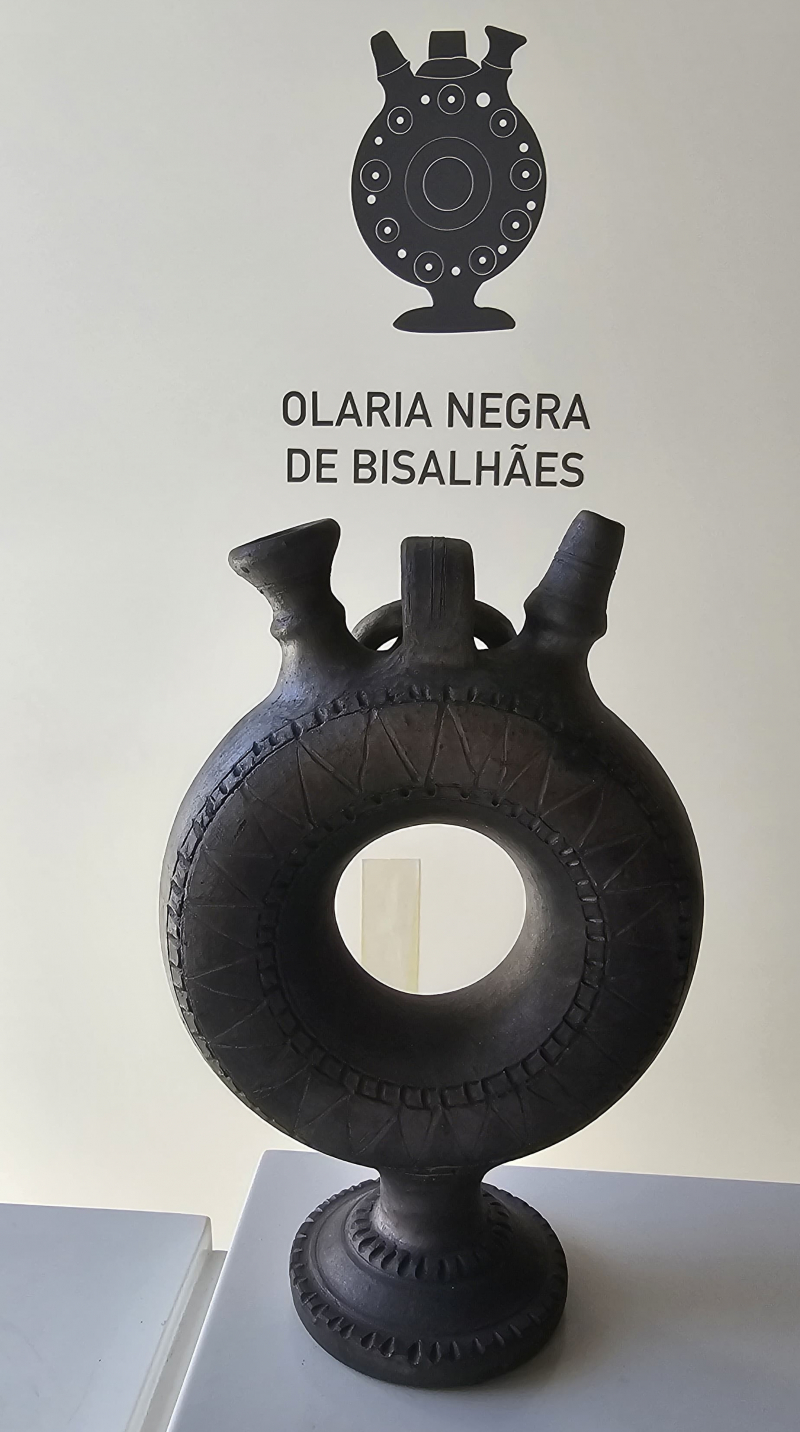 Concurso de fotografia e ilustração para divulgar barro negro de Bisalhães