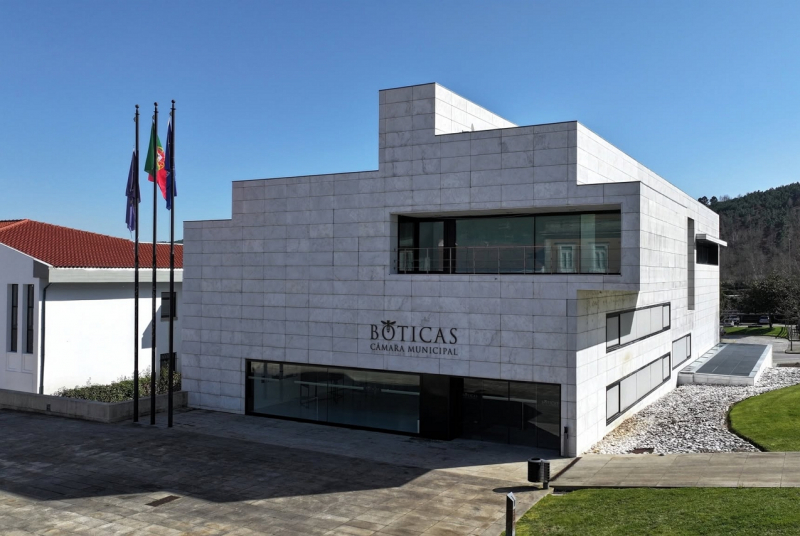 Moção aprovada pela Assembleia Municipal de Boticas pede suspensão da mina