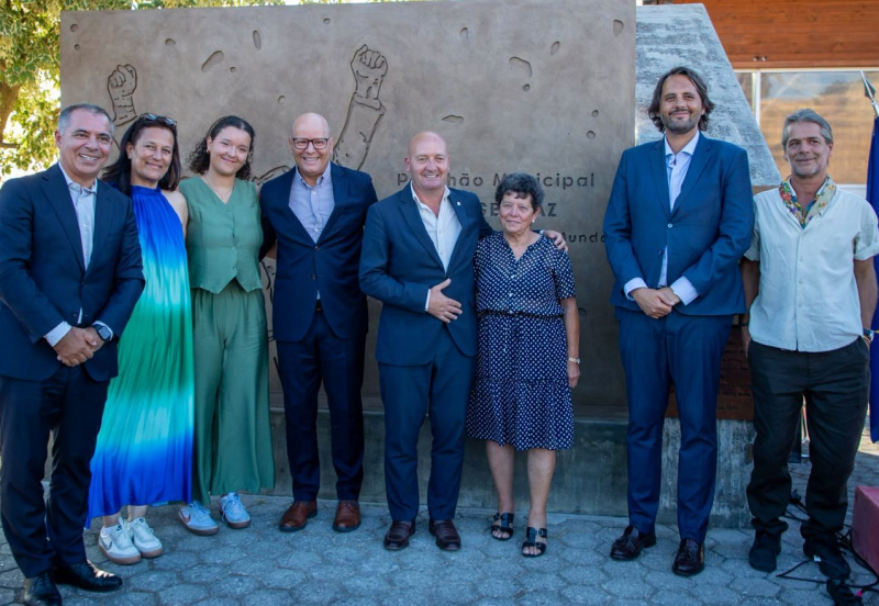 Valpaços atribui nome de Jorge Braz a pavilhão e ergue escultura em sua homenagem