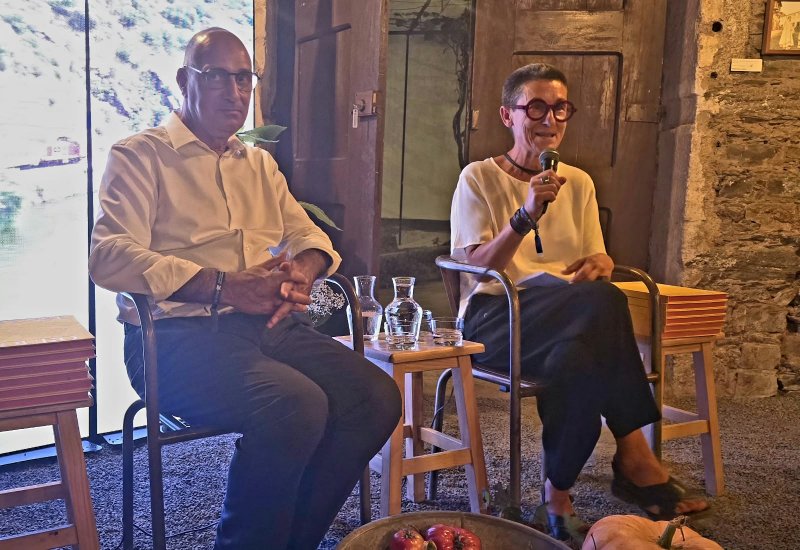 CIM Douro lança livro "Douro Intenso" para afirmar a hospitalidade como ativo da região