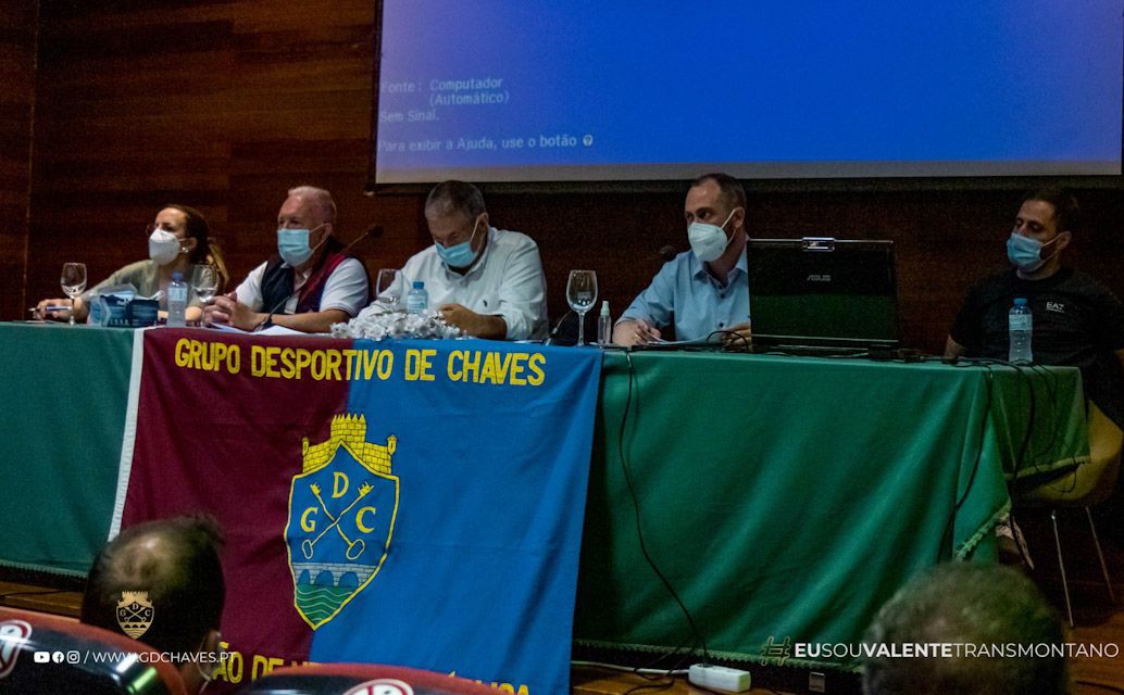 Bruno Carvalho reeleito presidente do Desportivo de Chaves