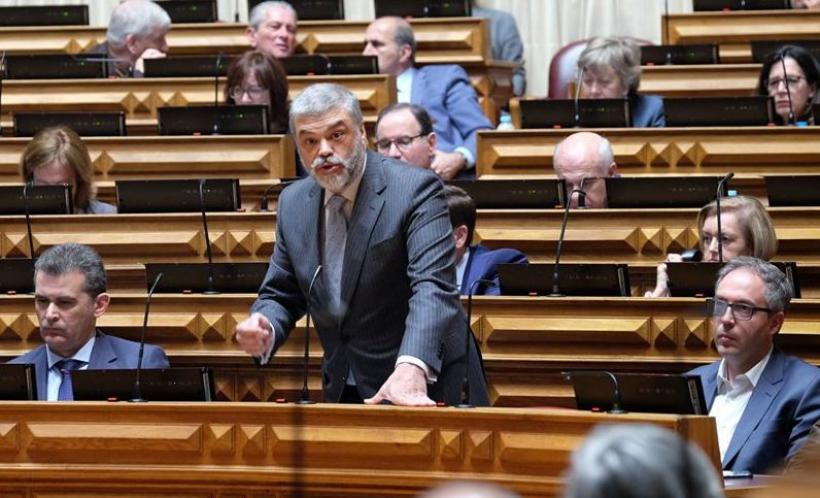Parlamento vai levantar imunidade parlamentar de Ascenso Simões