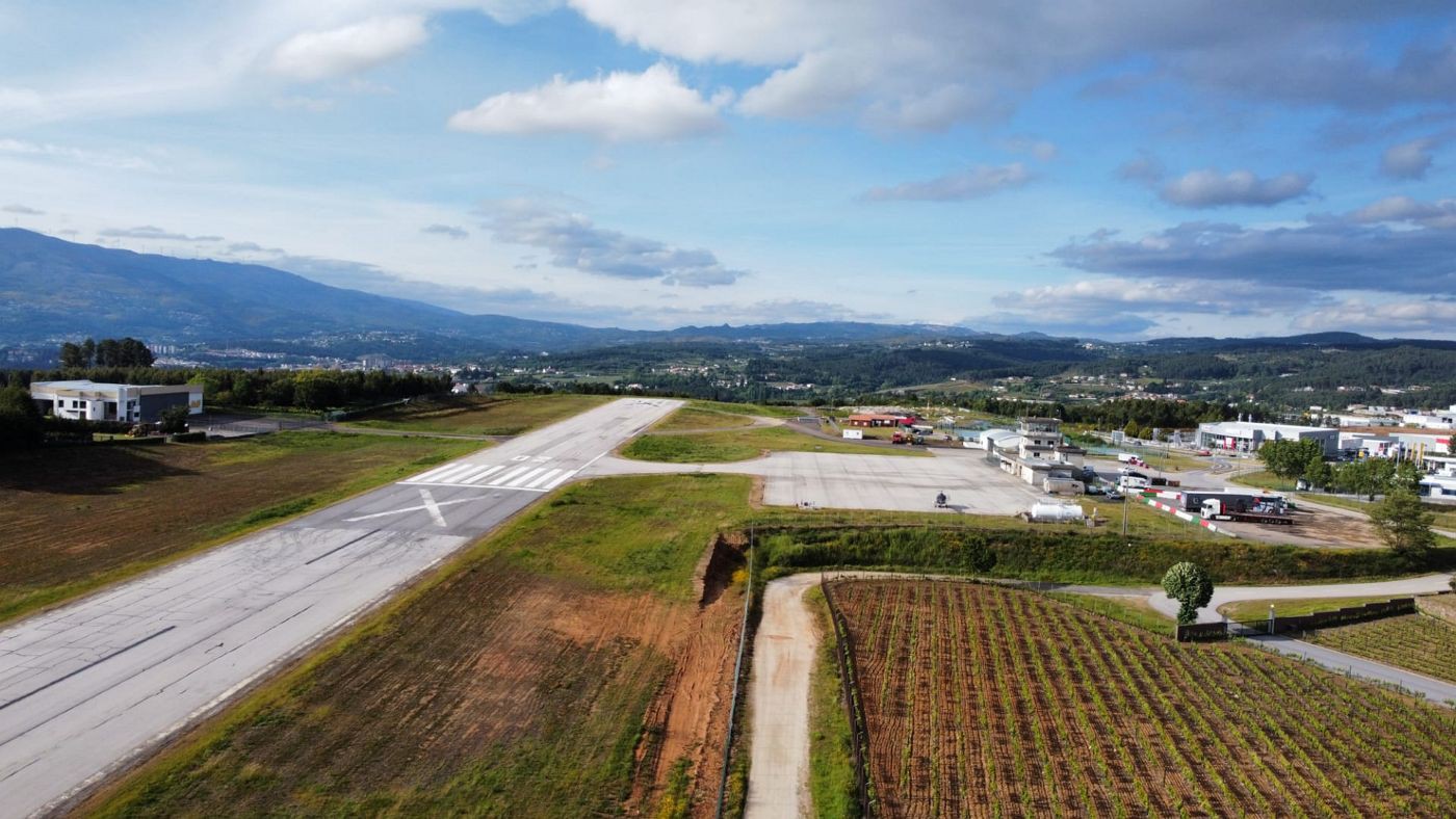 Vila Real lançou concurso público para reparação da pista do aeródromo
