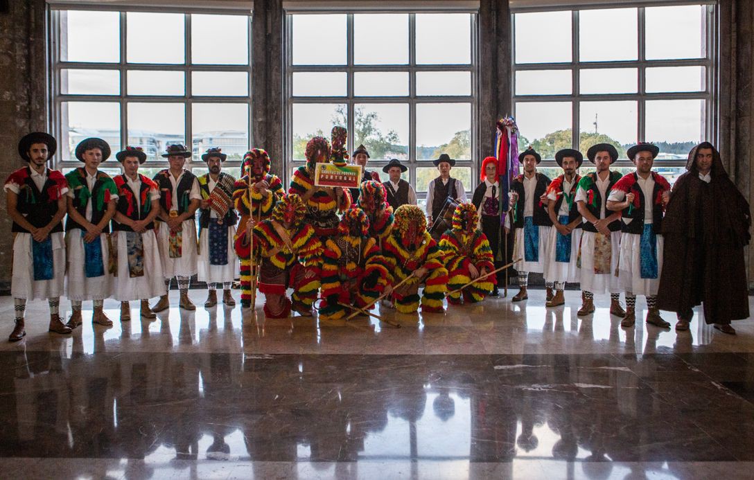 Caretos e Pauliteiros representam património cultural imaterial em Lisboa.