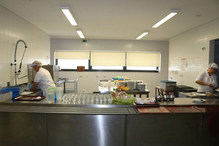 Vila Real assegura 115 refeições diárias a alunos e reforça apoio a idosos