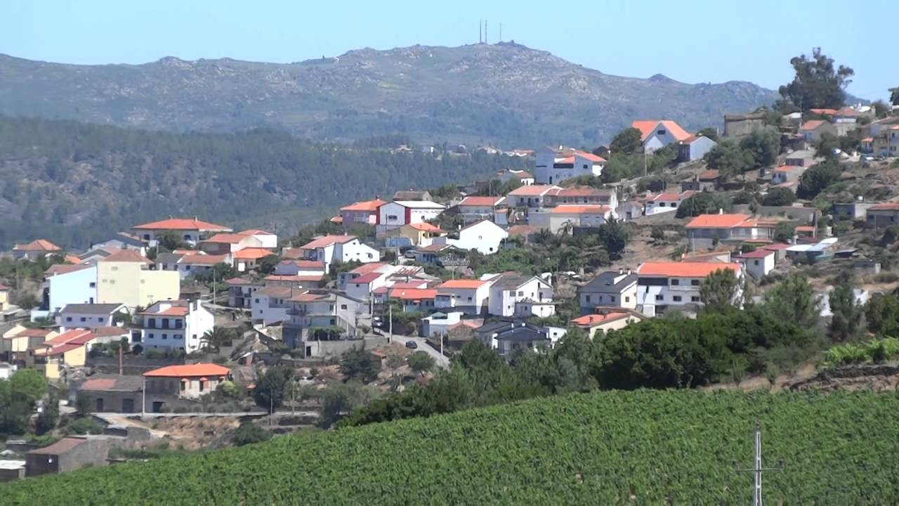 Escola fecha em Sanfins do Douro e população resguarda-se em casa