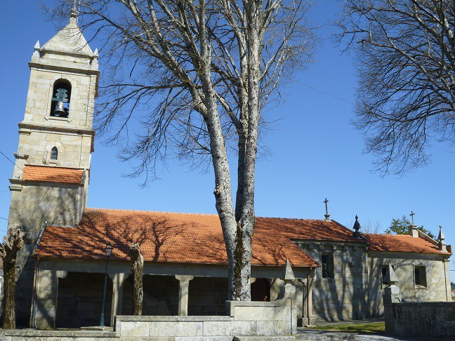 Montalegre suspende missas, feiras e serviços públicos em Salto