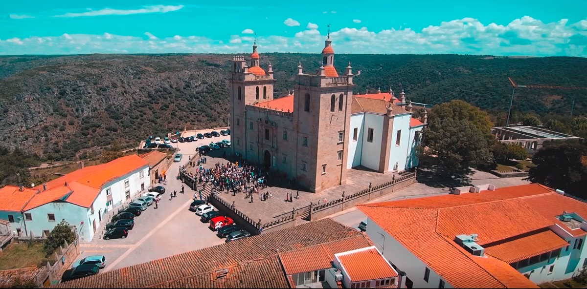 Comércio de Miranda do Douro encara fecho de fronteira como "facada nas costas”