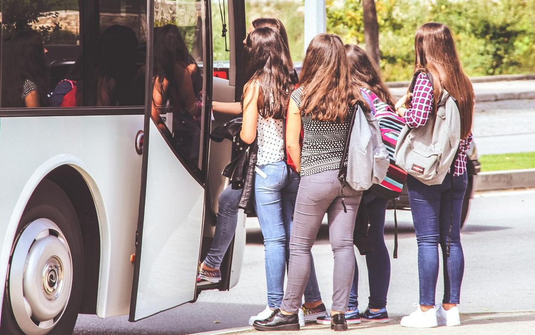 Tutela diz que autarquias não reportaram problemas com transportes escolares